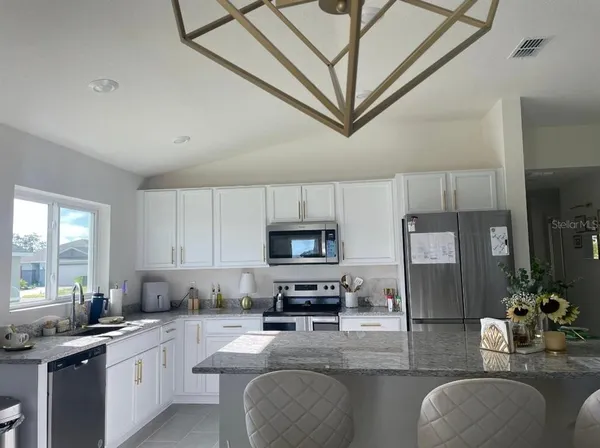 $2,250 | 1446 Geranium Drive, Mascotte, FL 34753