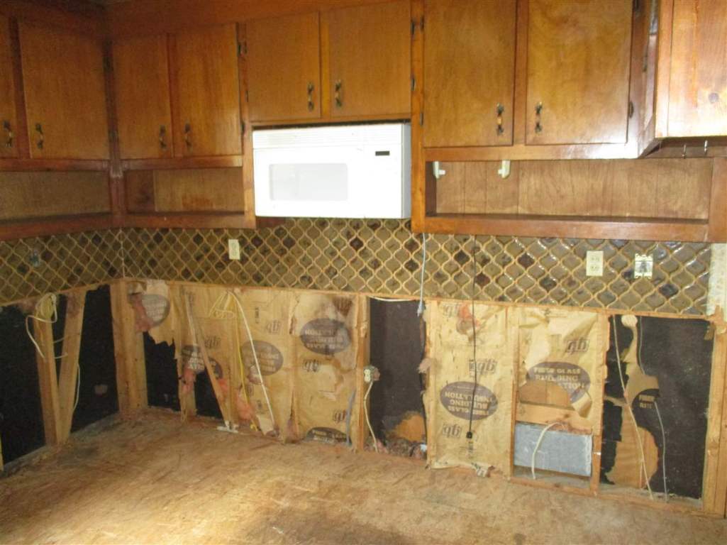 725 Clinkscales Road Anderson, SC 29624 - Photo 7 of 36