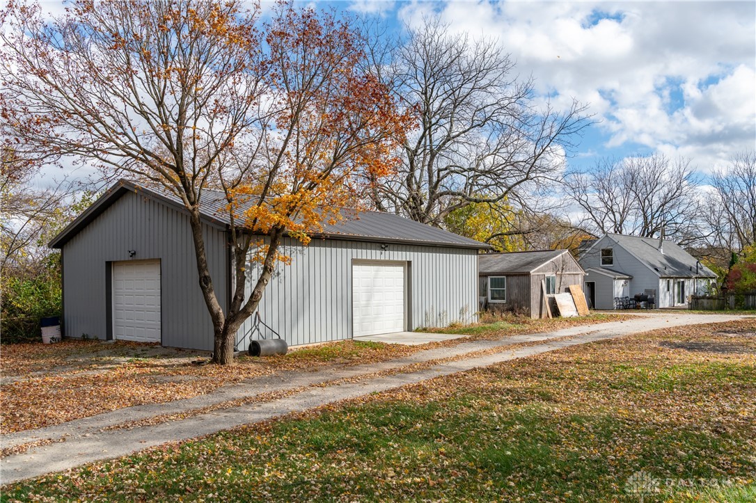 5455 Lehman Road Springfield, OH 45502 - Photo 4 of 37 Gallery Image 4