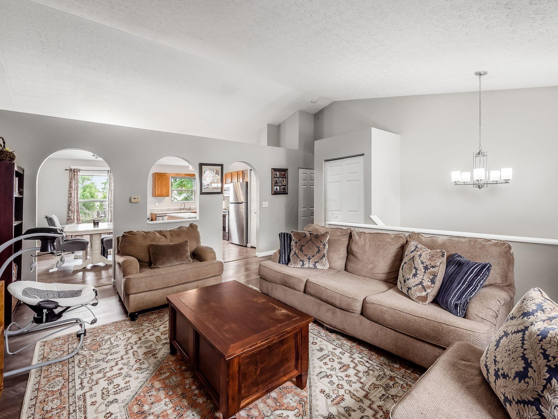 2444 Linbaugh Road Grove City, OH 43123 - Photo 6 of 45 Gallery Image 6
