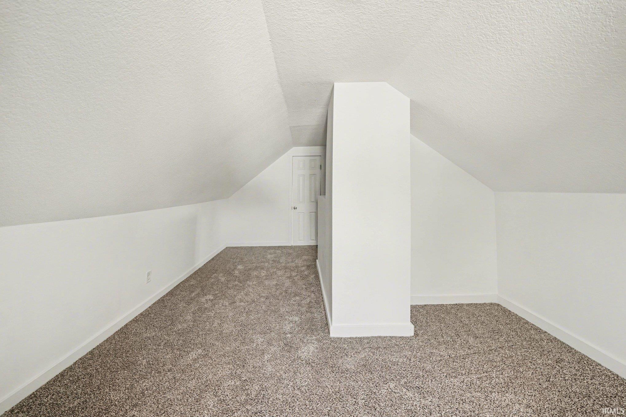 55849 Mayflower Road South Bend, IN 46619 - Photo 17 of 26 Gallery Image 17