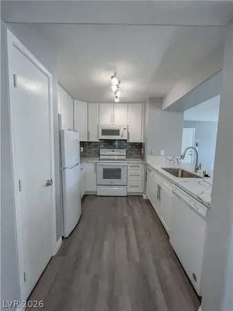 $1,549 | 555 East Silverado Ranch Boulevard, Unit 1045, Las Vegas, NV 89183