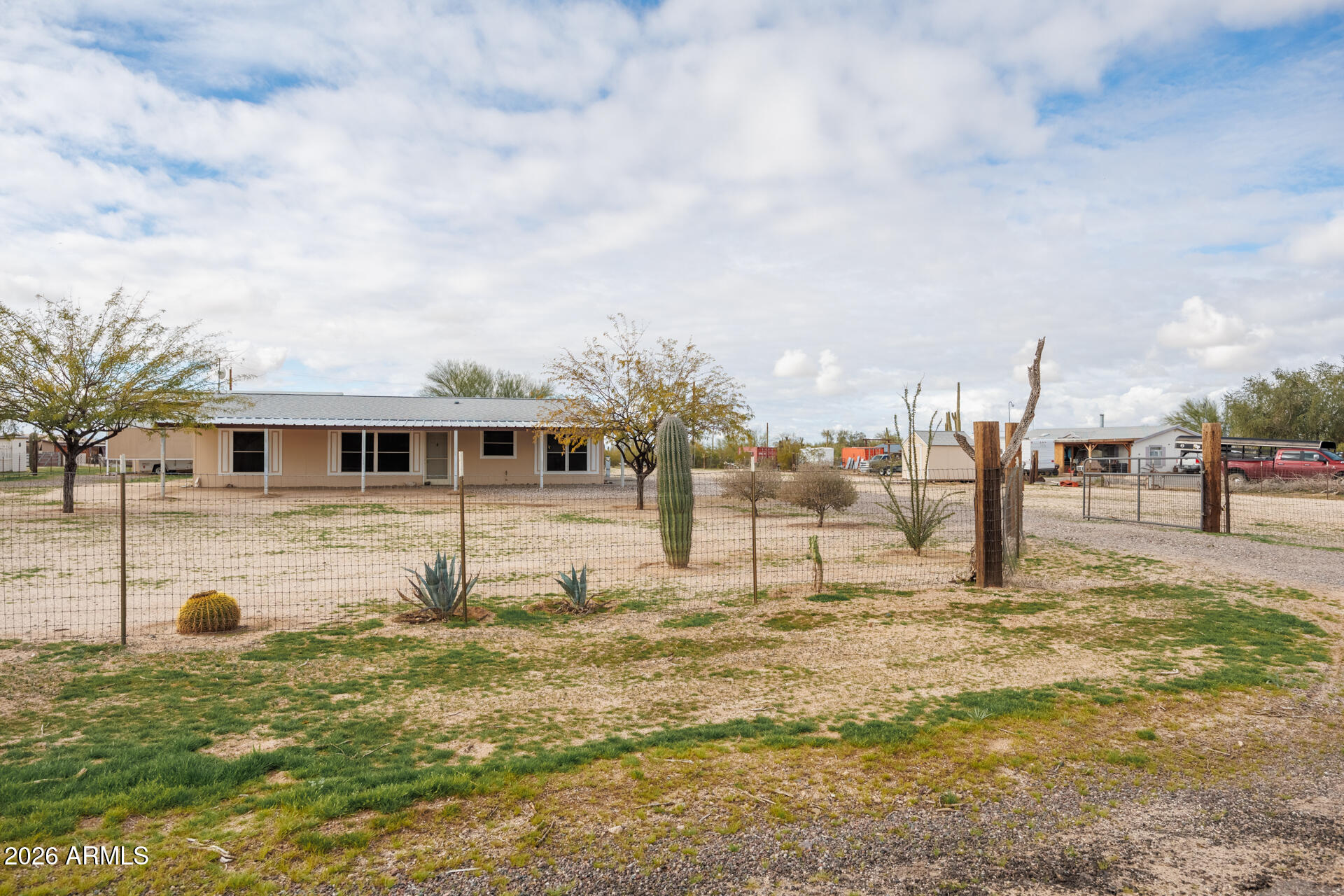7312 North Reed Road Florence, AZ 85132 - Photo 55 of 66 7312 N Reed - Street View Left