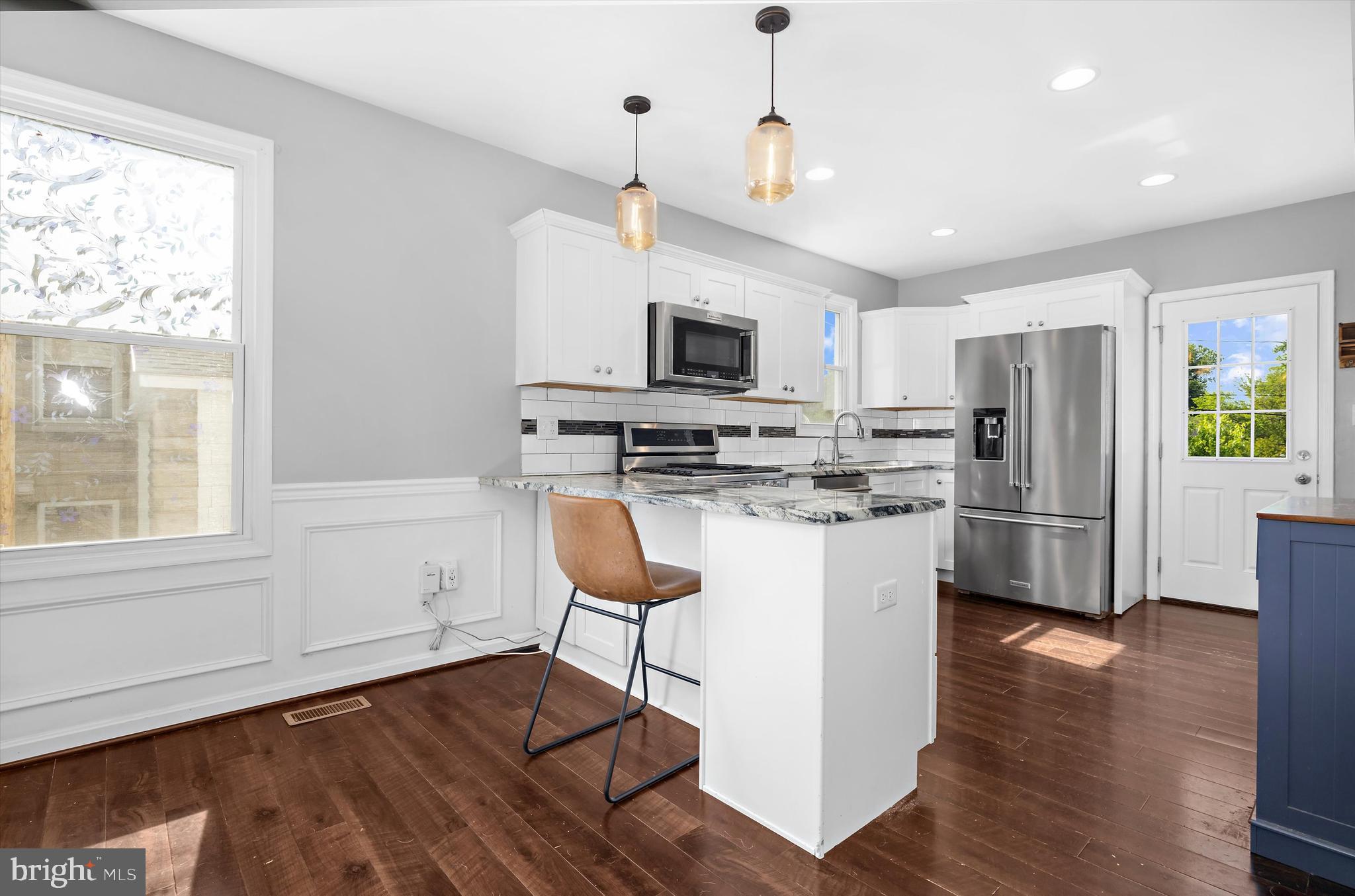 405 West Maple Road Linthicum Heights, MD 21090 - Photo 14 of 67
