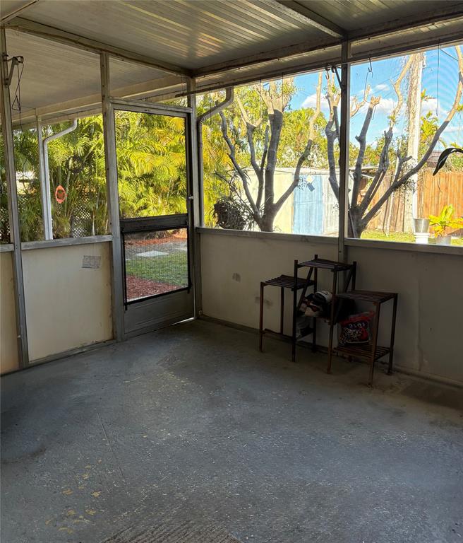 2941 Southwest 97th Avenue Miami, FL 33165 - Photo 9 of 22