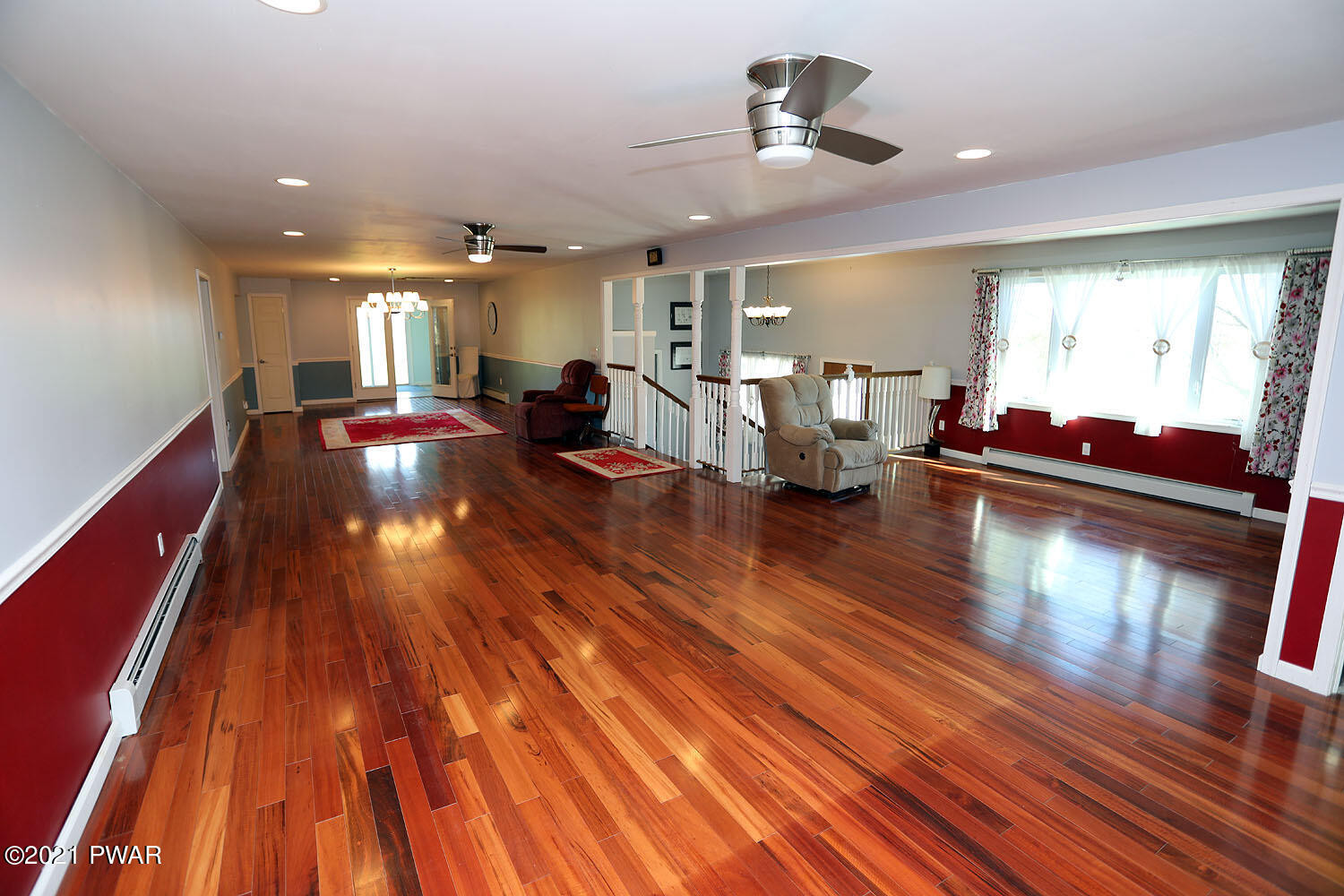 63 Arnolds Road Equinunk, PA 18417 - Photo 9 of 34 Living Room