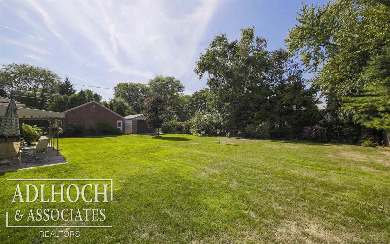 109 Handy Road Grosse Pointe Farms, MI 48236 - Photo 17 of 19