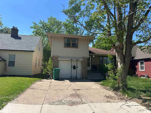 $115,000 | 805 North Sterling Avenue, West Peoria, IL 61604
