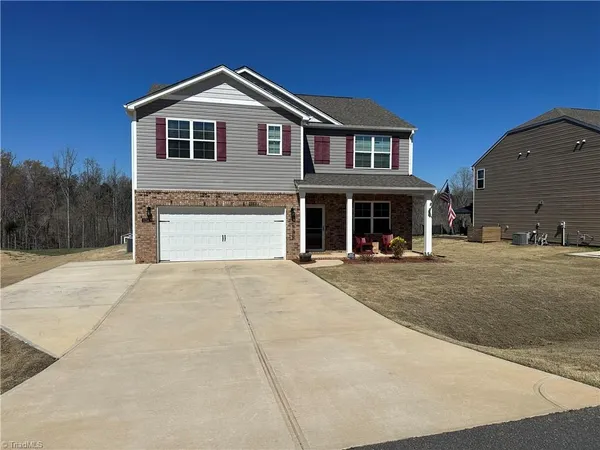 $475,000 | 3724 Millennium Drive, Greensboro, NC 27455