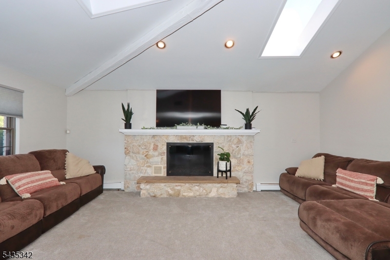 400 Madison Hill Road Clark, NJ 07066 - Photo 14 of 43