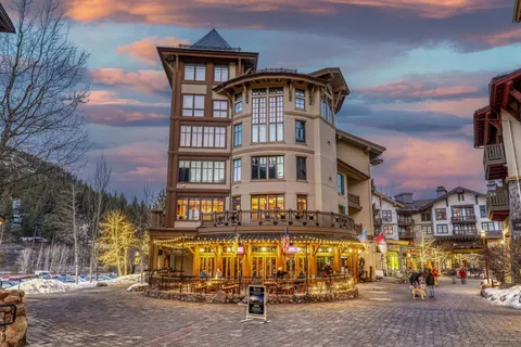 $2,795,000 | 1850 Village South Road, Unit 228, Olympic Valley, CA 96146