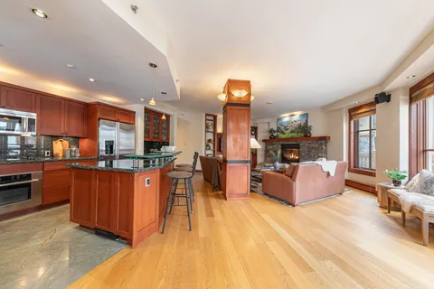 $2,795,000 | 1850 Village South Road, Unit 228, Olympic Valley, CA 96146