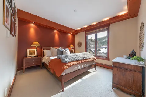 $2,795,000 | 1850 Village South Road, Unit 228, Olympic Valley, CA 96146