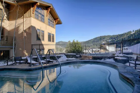 $2,795,000 | 1850 Village South Road, Unit 228, Olympic Valley, CA 96146