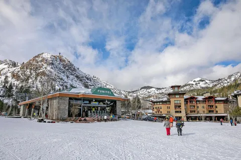 $2,795,000 | 1850 Village South Road, Unit 228, Olympic Valley, CA 96146
