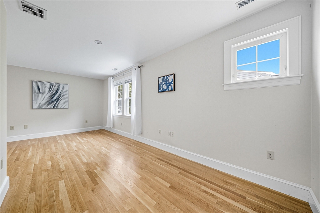 10 Preston Road Lexington, MA 02420 - Photo 23 of 35