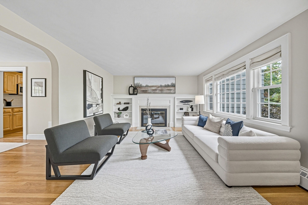 10 Preston Road Lexington, MA 02420 - Photo 3 of 35