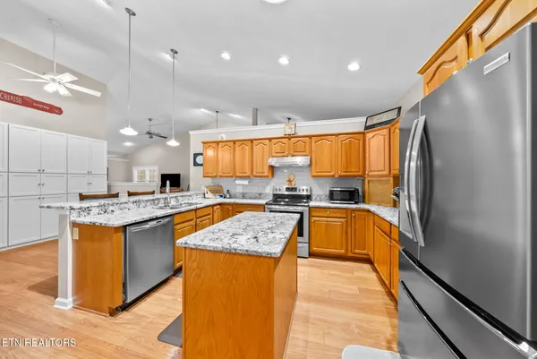 $430,000 | 13 Brompton Court, Fairfield Glade, TN 38558