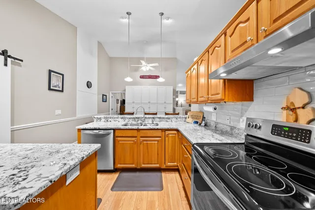 $430,000 | 13 Brompton Court, Fairfield Glade, TN 38558