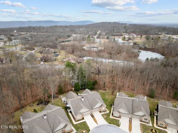 $430,000 | 13 Brompton Court, Fairfield Glade, TN 38558