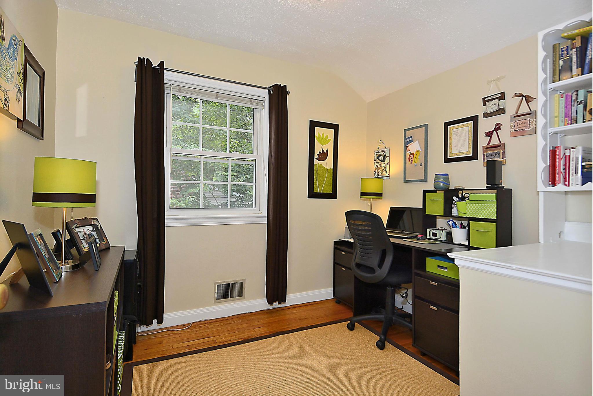 3028 Kingtree Street Silver Spring, MD 20902 - Photo 22 of 30 Bedroom