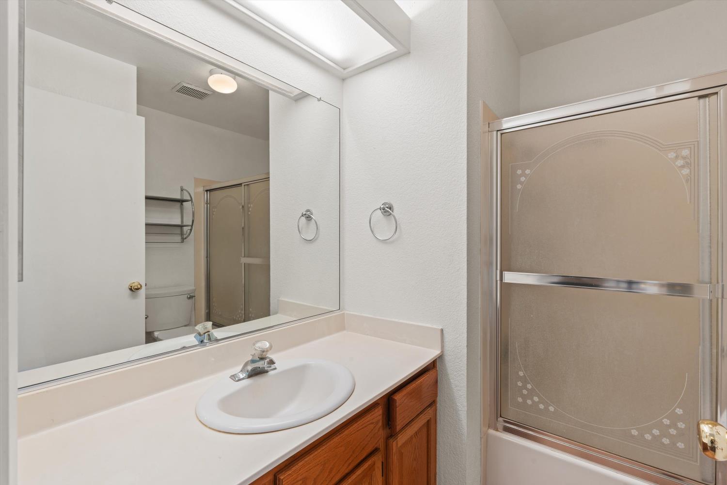 8625 Valley Rim Way Antelope, CA 95843 - Photo 13 of 42