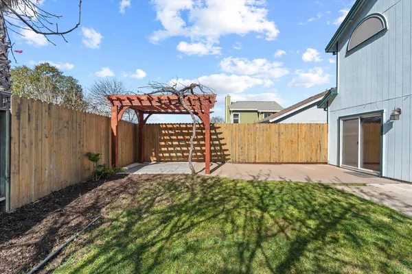 $474,900 | 8625 Valley Rim Way, Antelope, CA 95843