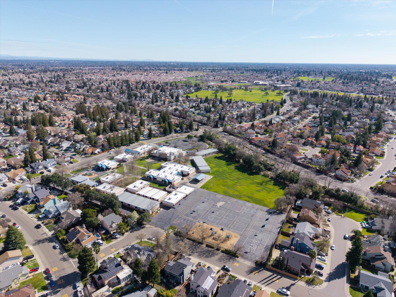 8625 Valley Rim Way Antelope, CA 95843 - Photo 37 of 42