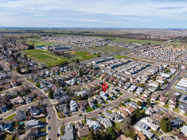 $474,900 | 8625 Valley Rim Way, Antelope, CA 95843