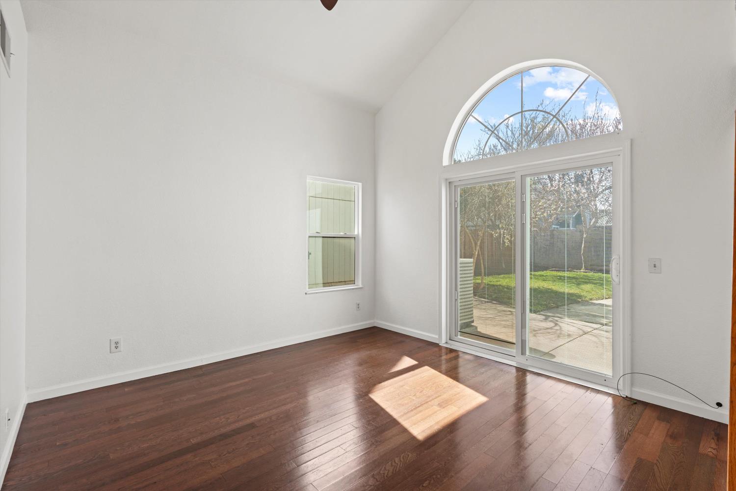 8625 Valley Rim Way Antelope, CA 95843 - Photo 4 of 42