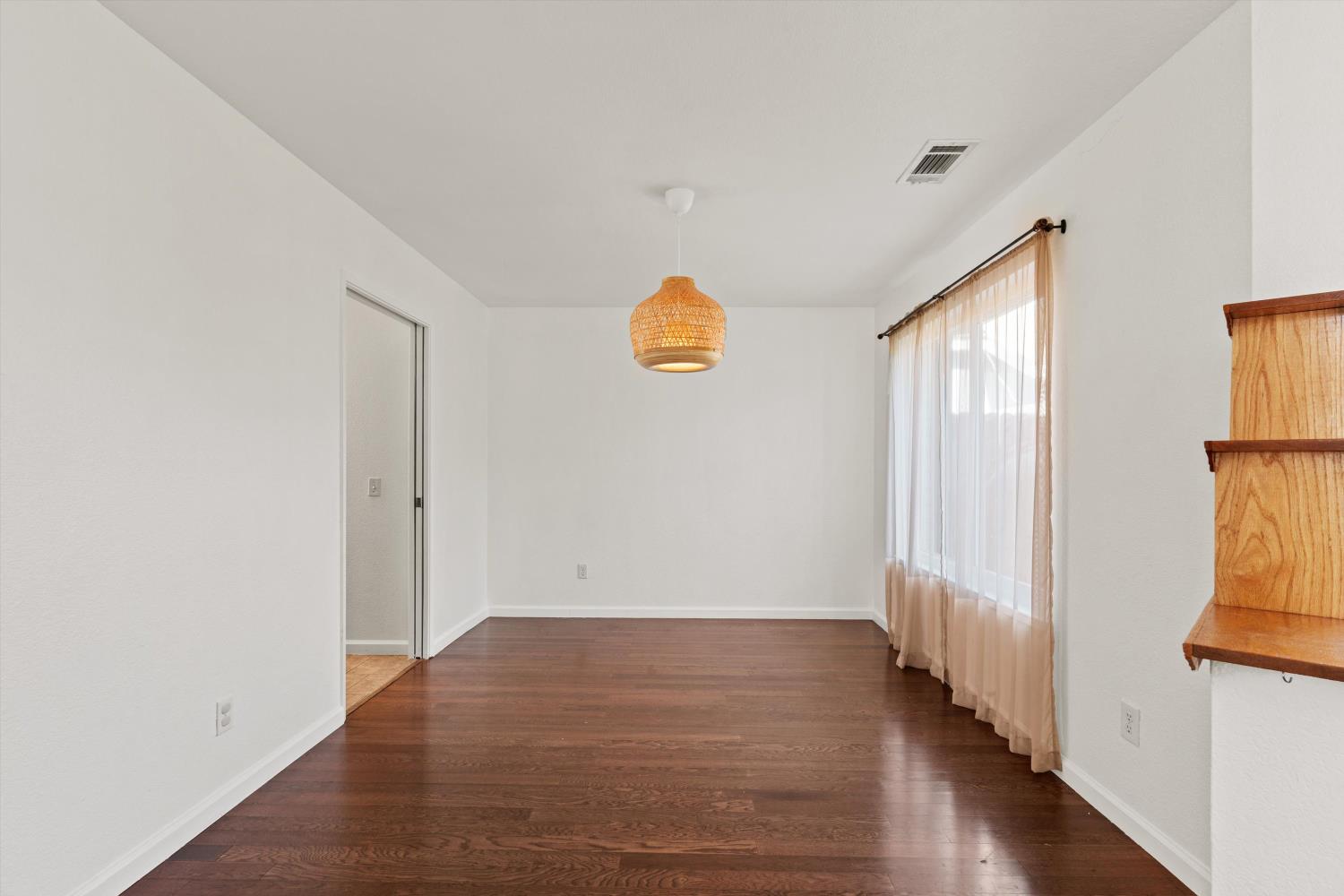 8625 Valley Rim Way Antelope, CA 95843 - Photo 5 of 42