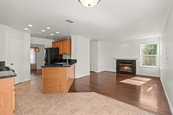 $474,900 | 8625 Valley Rim Way, Antelope, CA 95843