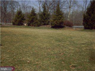 877 Slate Hill Road Yardley, PA 19067 - Photo 6 of 6 Gallery Image 6