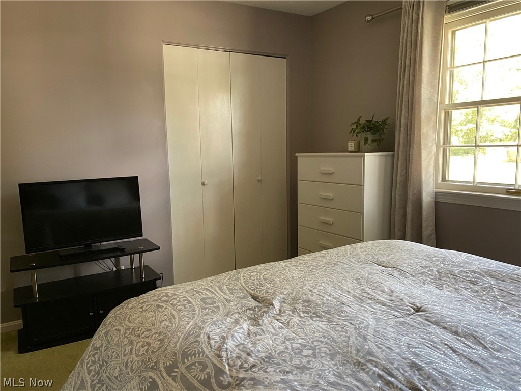 460 Holliston Road Akron, OH 44333 - Photo 13 of 29 Gallery Image 13
