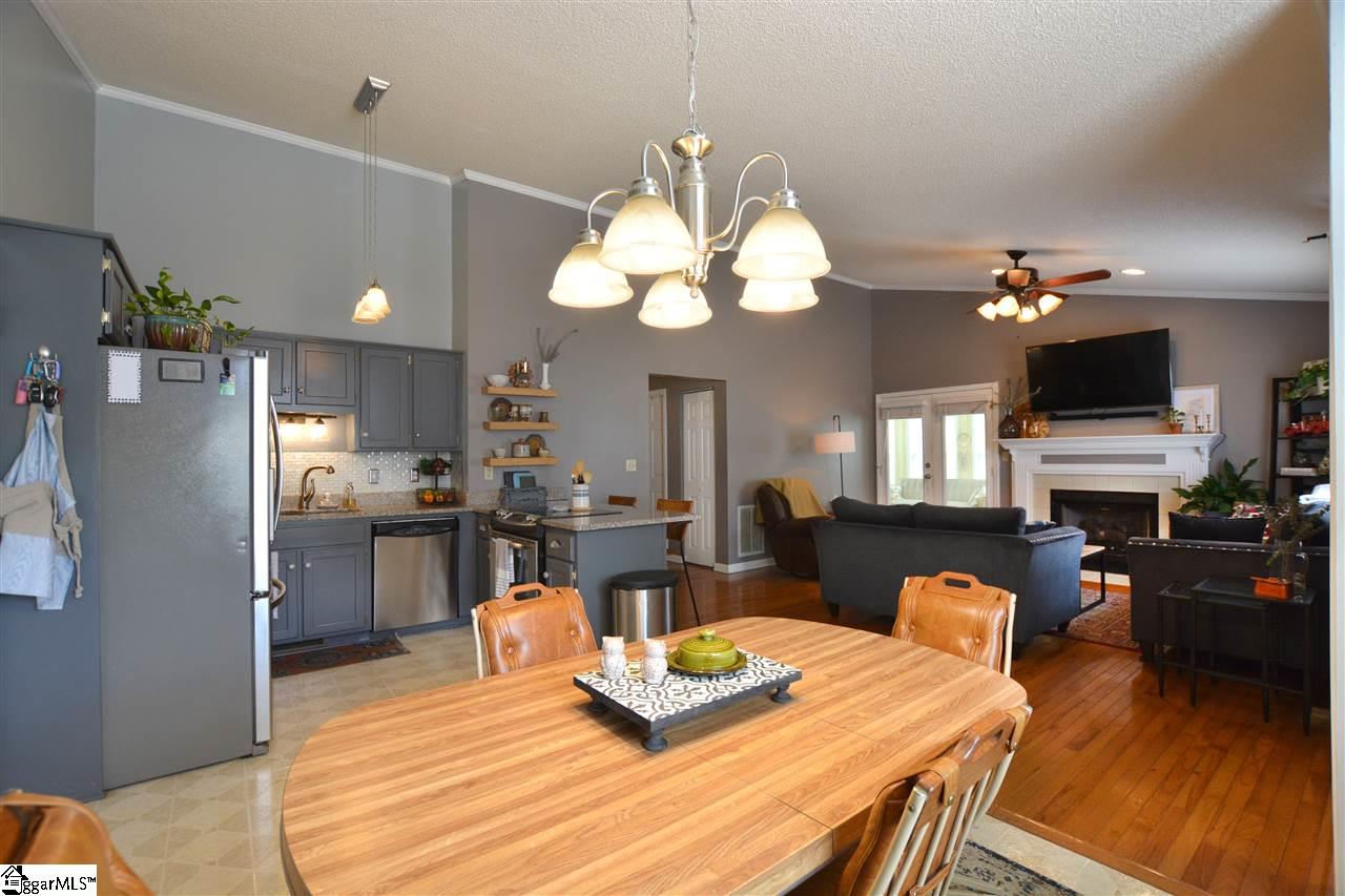37 Ridgeover Drive Greenville, SC 29617 - Photo 15 of 30 Gallery Image 15