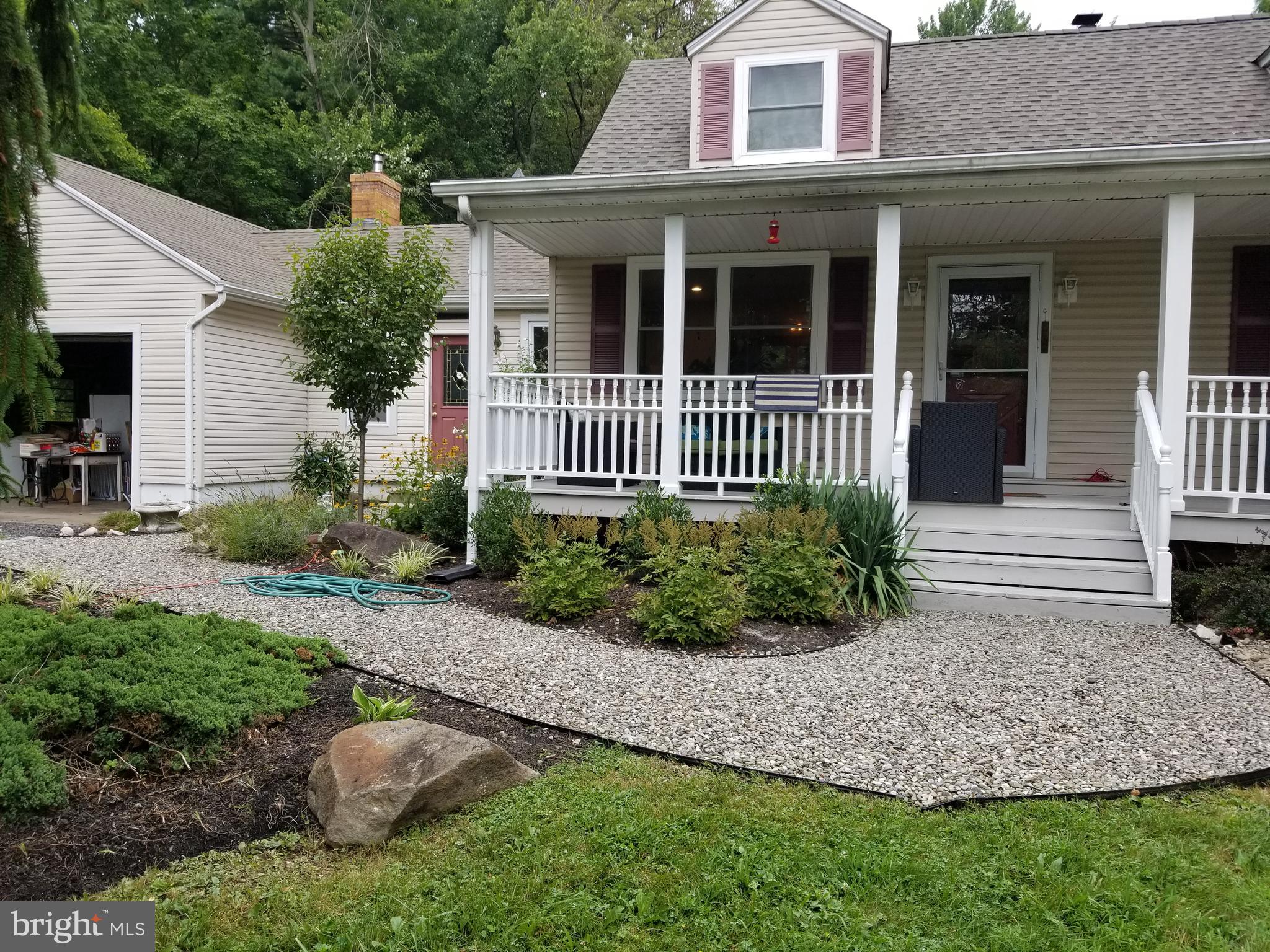 137 Deans Rhode Hall Road Monmouth Junction, NJ 08852 - Photo 4 of 67 Gallery Image 4