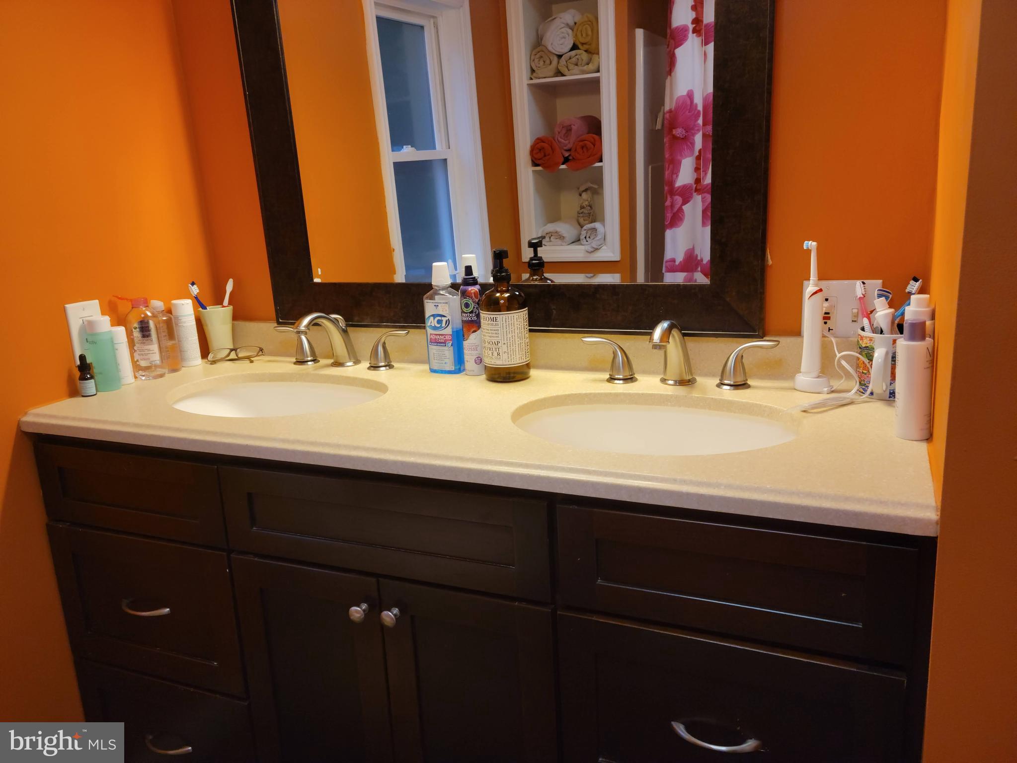 137 Deans Rhode Hall Road Monmouth Junction, NJ 08852 - Photo 46 of 67 2nd floor full bathroom
