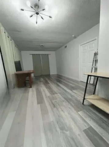 $649,800 | 21990 West 6th Street, Lake Villa, IL 60046