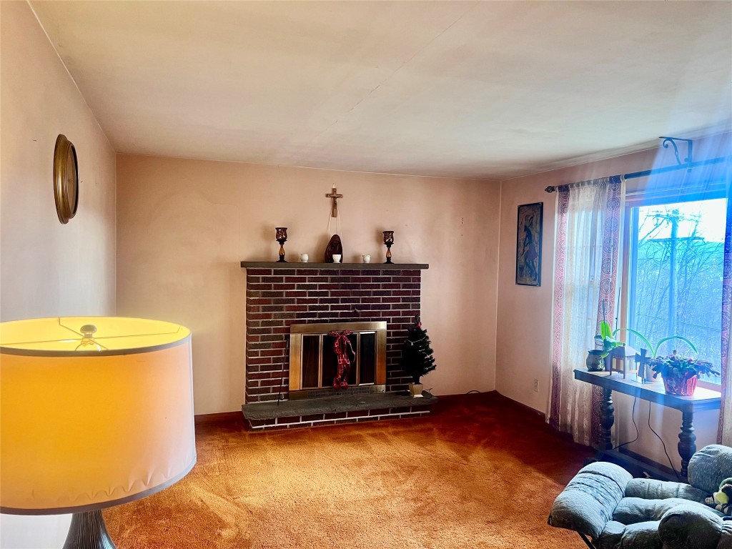 21 Ridge Street Binghamton, NY 13905 - Photo 6 of 32 Gallery Image 6