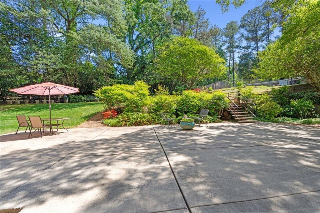 2965 Pharr Ct S Northwest, Unit 817 Atlanta, GA 30305 - Photo 28 of 31 Gallery Image 28