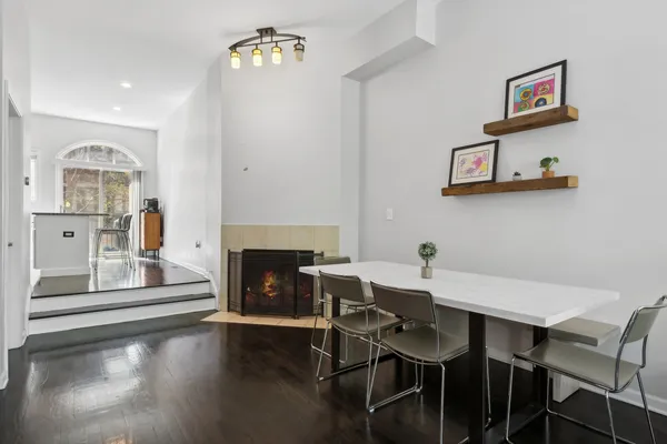 $850,000 | 1816 South Calumet Avenue, Chicago, IL 60616