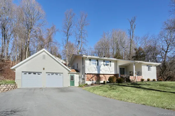 $999,000 | 9 Charlotte Drive, Spring Valley, NY 10977