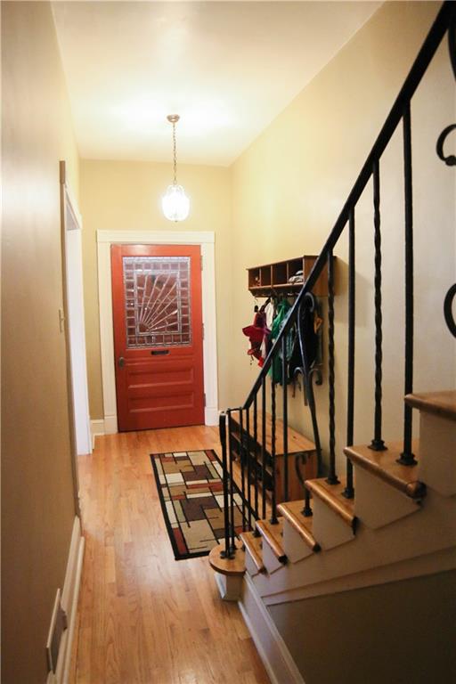 5636 Rippey Street Pittsburgh, PA 15206 - Photo 3 of 21 Gallery Image 3