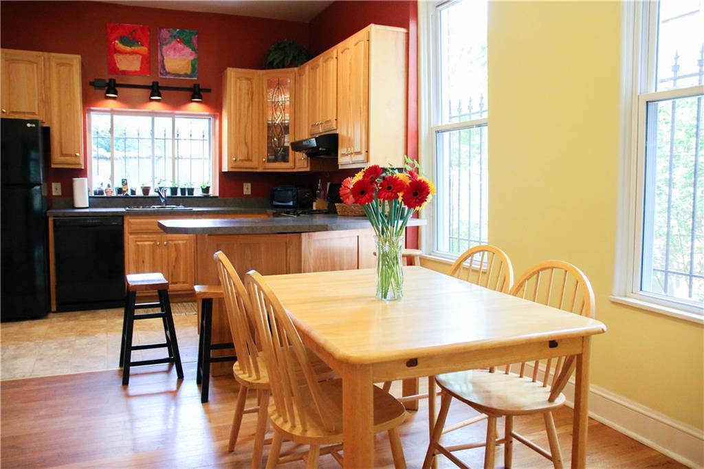 5636 Rippey Street Pittsburgh, PA 15206 - Photo 9 of 21 Gallery Image 9