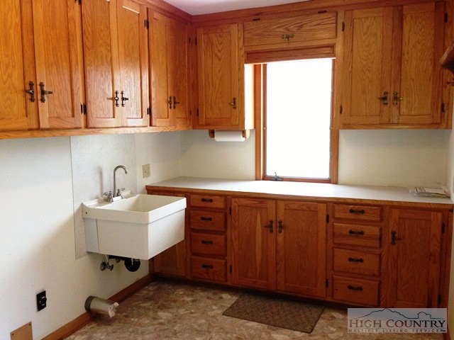 366 Stone Ridge Jefferson, NC 28640 - Photo 11 of 24 Gallery Image 11