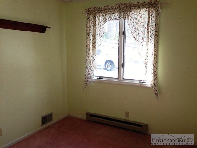 366 Stone Ridge Jefferson, NC 28640 - Photo 13 of 24 Gallery Image 13