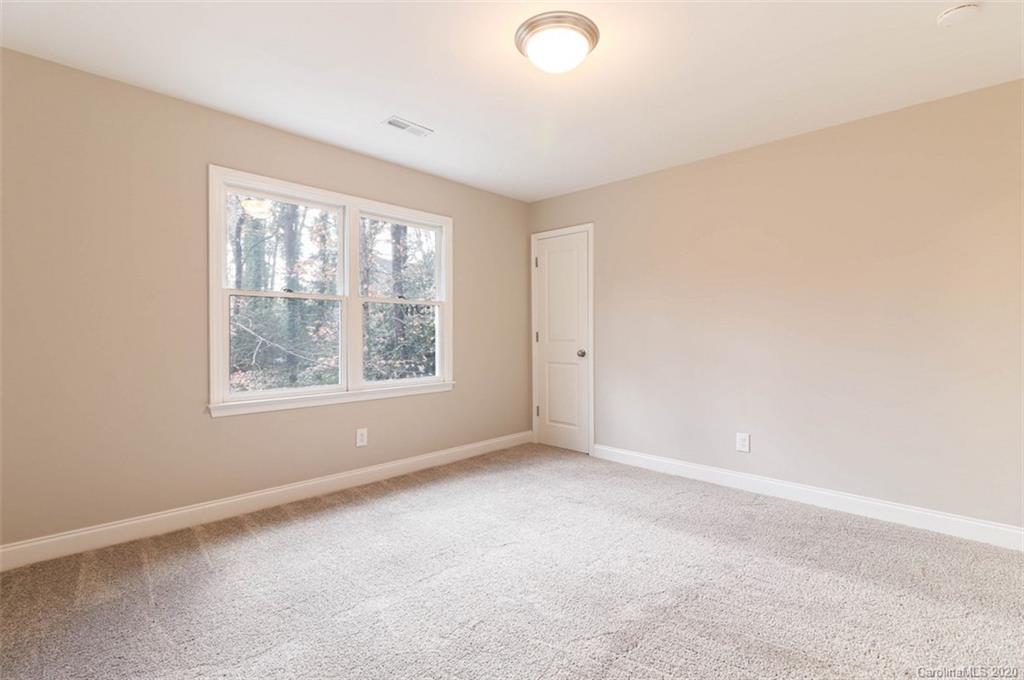 4035 Windward Drive Tega Cay, SC 29708 - Photo 27 of 44 Gallery Image 27
