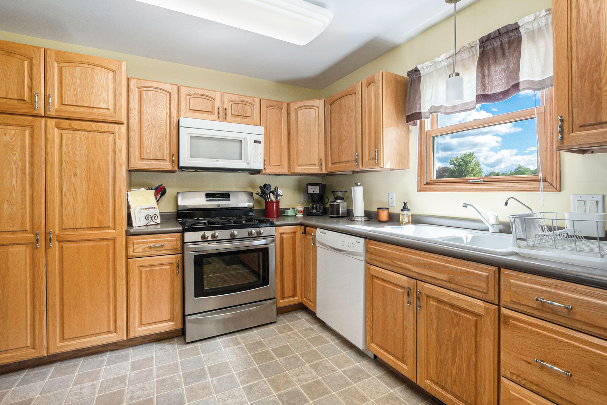 9332 Whitbeck Road Montague, MI 49437 - Photo 9 of 28 9332 Whitbeck Rd88