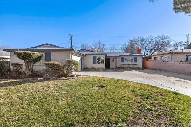 $425,000 | 43708 Fern Avenue, Lancaster, CA 93534
