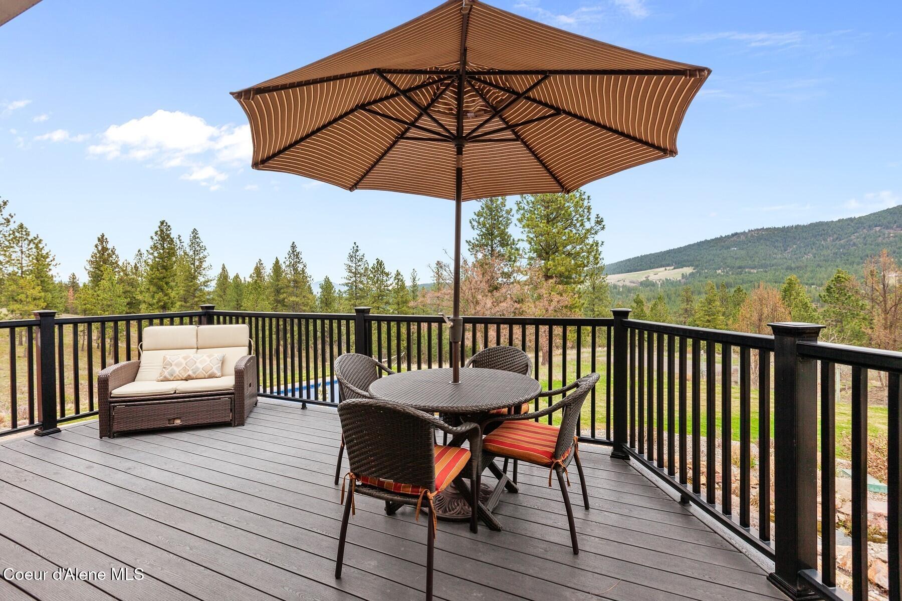 710 South Idaho Road Liberty Lake, WA 99019 - Photo 10 of 52 Entertainment Deck